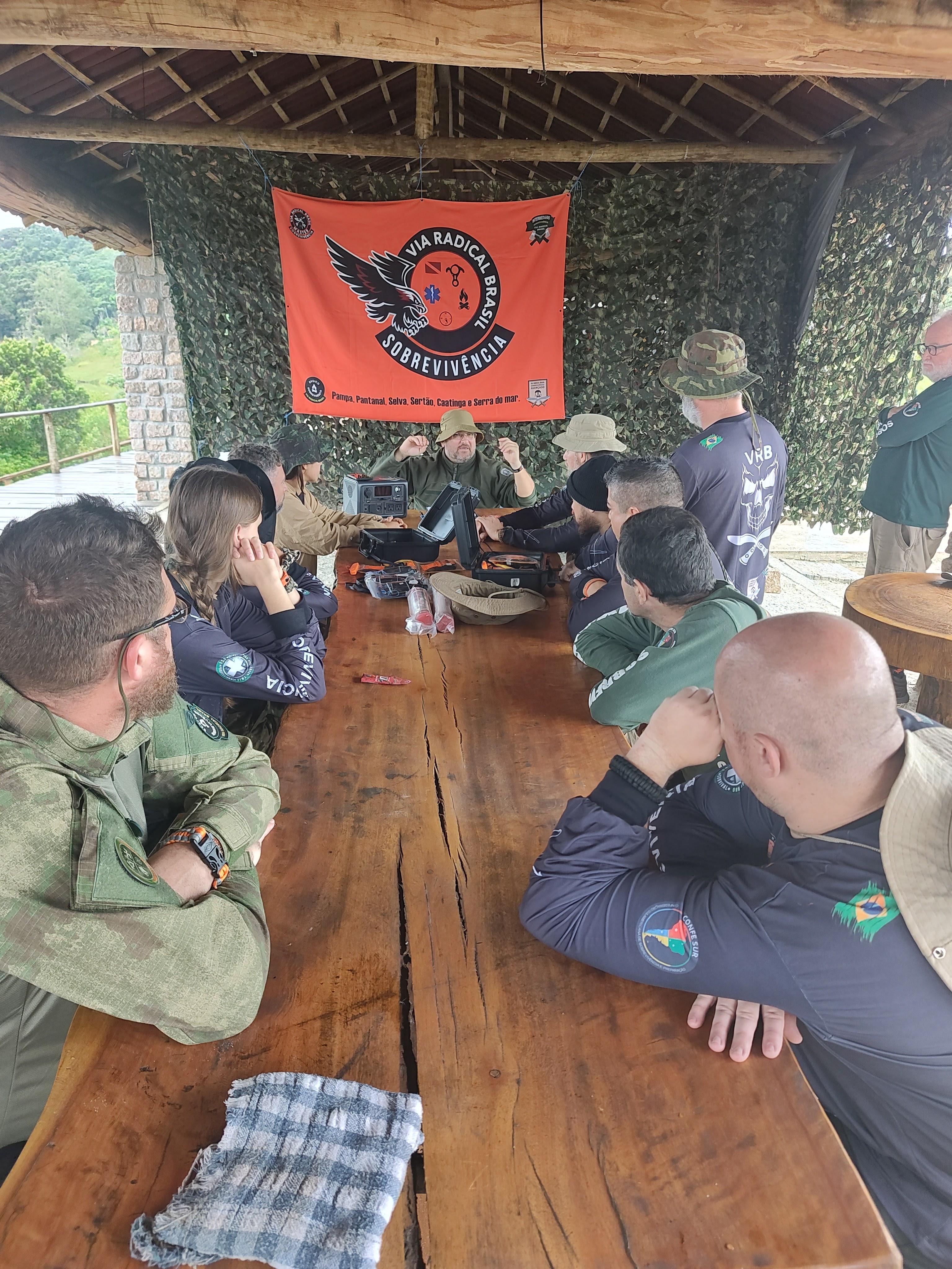Galeria — Curso avançado de sobrevivência — imagem 7